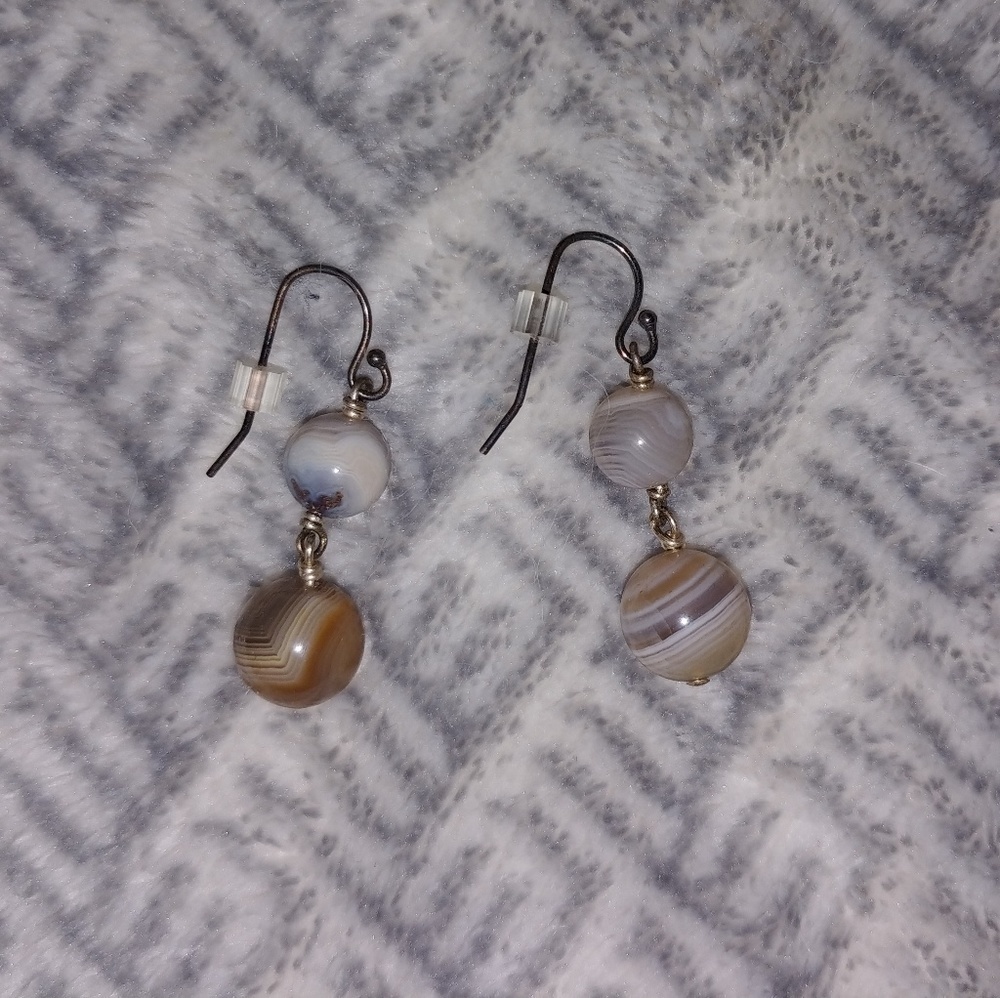 Stone Earings - Picture 1 of 1